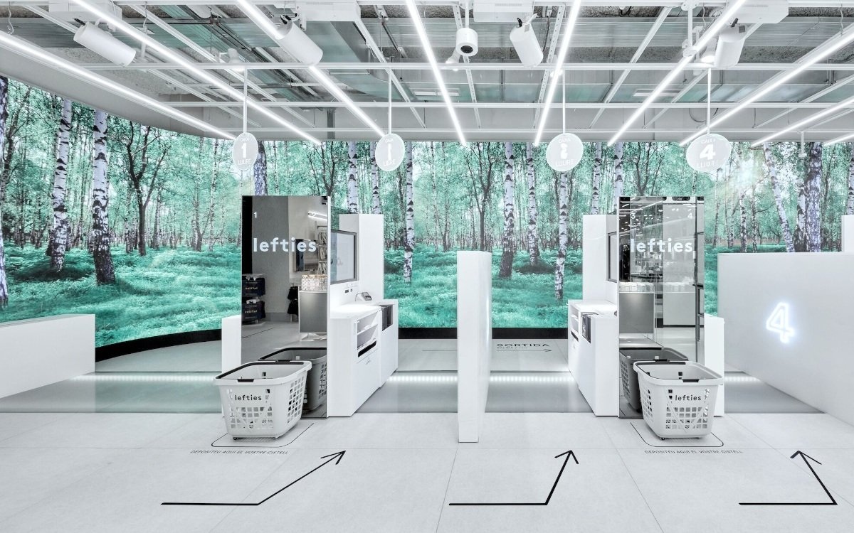 Inditex Lefties Diagonal in Barcelona (Photo: Lefties)