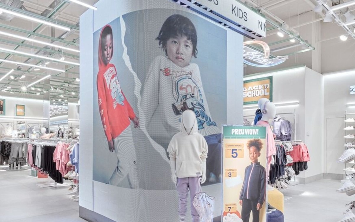 Inditex Lefties Diagonal in Barcelona (Photo: Lefties)