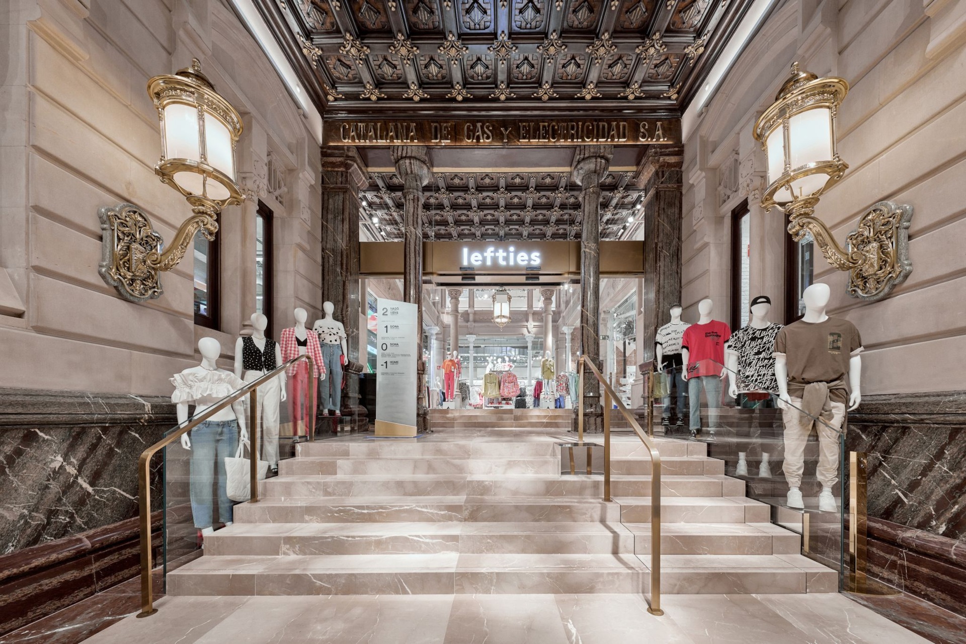 Lefties Portal de l'Àngel in Barcelona (Photo: Lefties)