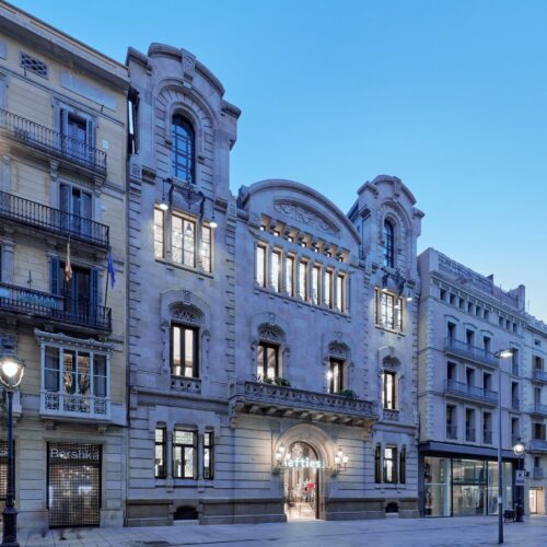 Lefties Portal de l'Àngel in Barcelona (Photo: Lefties)