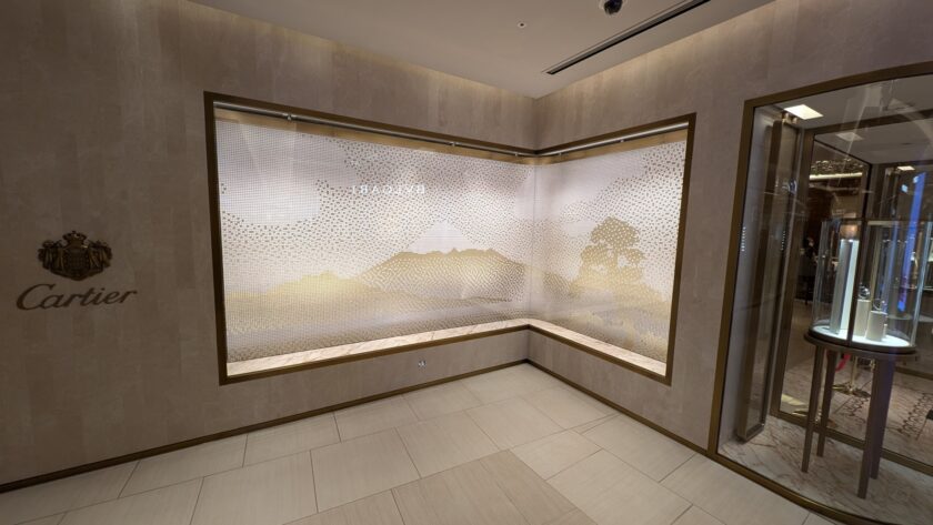 Flip-Dot display at Cartier Ginza Six in Tokyo (Image: invidis)