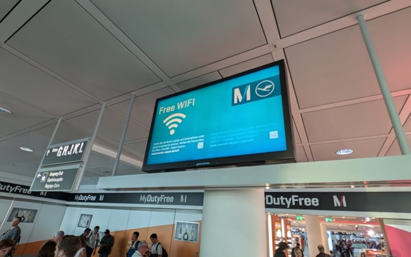 17 year old display at Munich Airport (Photo: invidis)