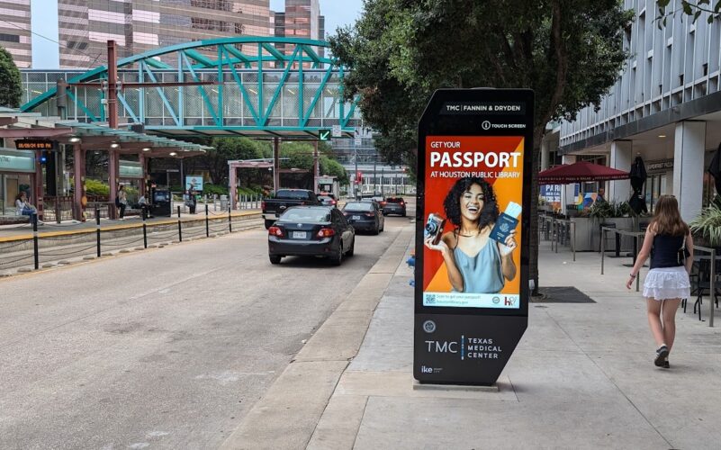 IKE Smart City kiosk by Orange Barrel Media (Image: invidis)