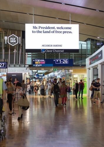 DooH Campaign during Trump-Putin summit (Image: Helsingin Sanomat)