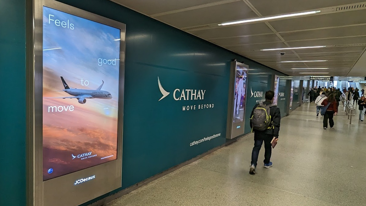 Campaigns such as this one by Cathay Airlines will no longer be shown on OoH networks in The Hague. (Photo: invidis)