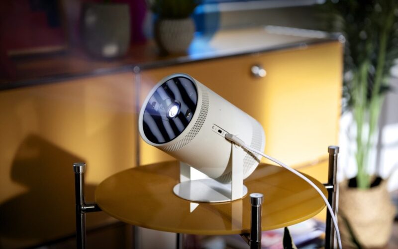 Versatile LED-projector - The Freestyle from Samsung (Image: Samsung)