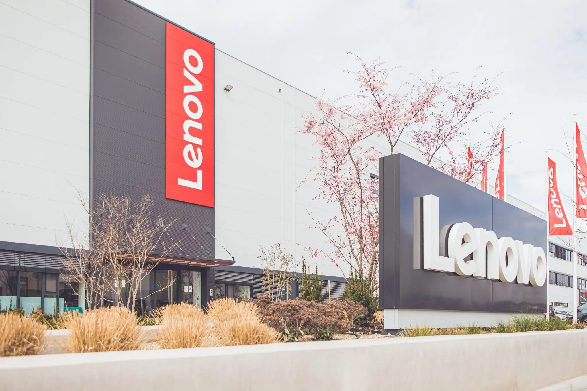 Lenovo Server Assembly in Europe (Image: Lenovo)