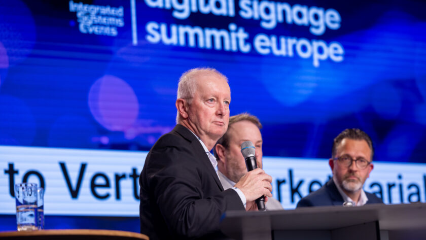 Dave also was a moderator at the Digital Signage Summit Europe. (Photo: invidis)