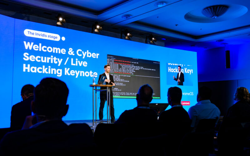 Live Hacking at DSS Europe (Image: invidis)