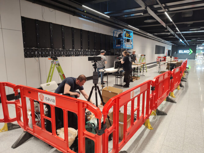 A custom-engineered steel substructure lies beneath the LED modules. (Image: Ofar)