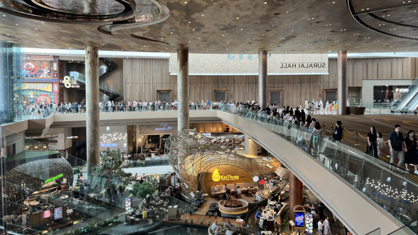 The World's Largest Pop Mart at Iconsiam / Bangkok (Image: invidis)