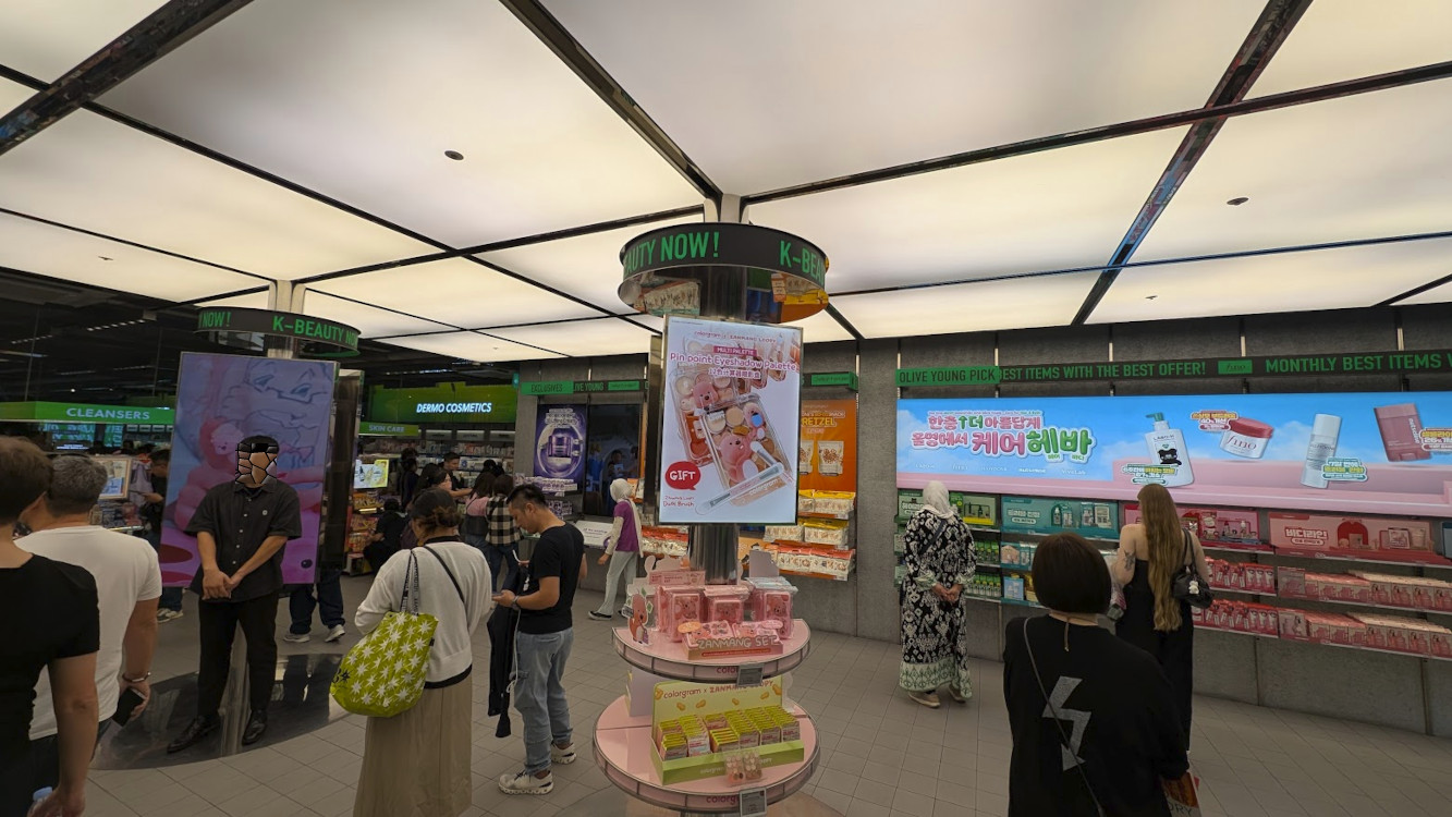 Olive Young in Myeongdong Seoul (Image: invidis)