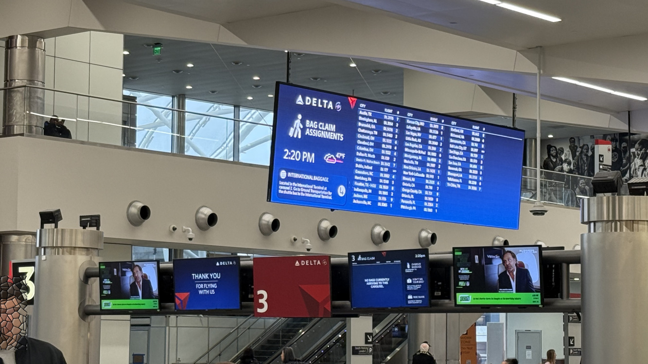 Digital Signage at Delta ATL (Image: invidis)