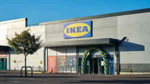 Ikea Cuts 800 Jobs, Boosts Store Expansion