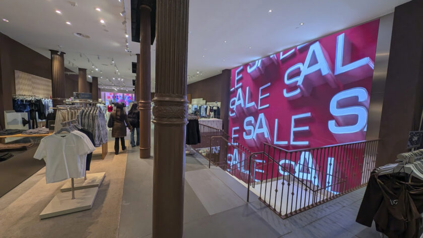 ‘Zara of China’ Brings Digital Art Retail to Soho