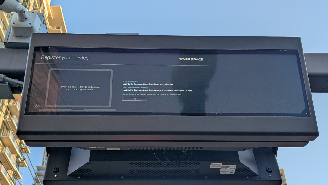 Digital Signage requires specific MDM (Image: invidis)