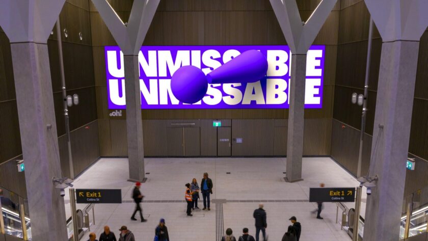 A demonstration of anamorphic 3D content on oOh!media's new large-format digital screen at Town Hall Station in Melbourne's Metro Tunnel network (Image: oOh!media)