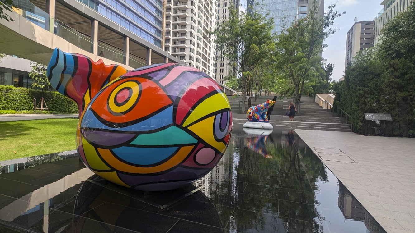 Strategy: The Four AI Topics Nobody Talks About Modern Art in Bangkok (Image: invidis)