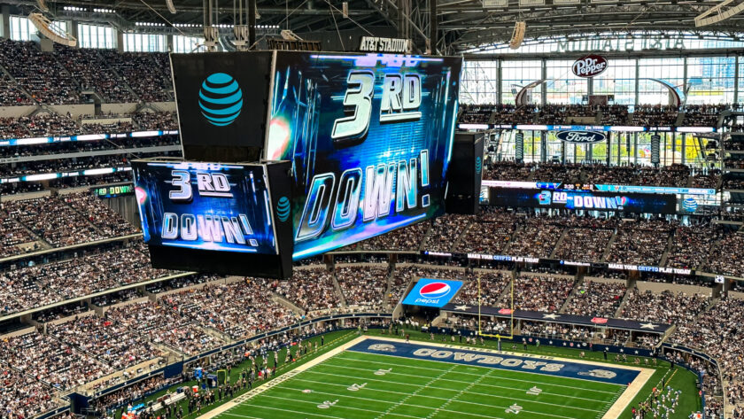 By the time of the construction in 2009, the big center-hung display in AT&T stadium was spectacular and the biggest in all of the NFL venues. (Image: Terrance Barksdale/Pexels)
