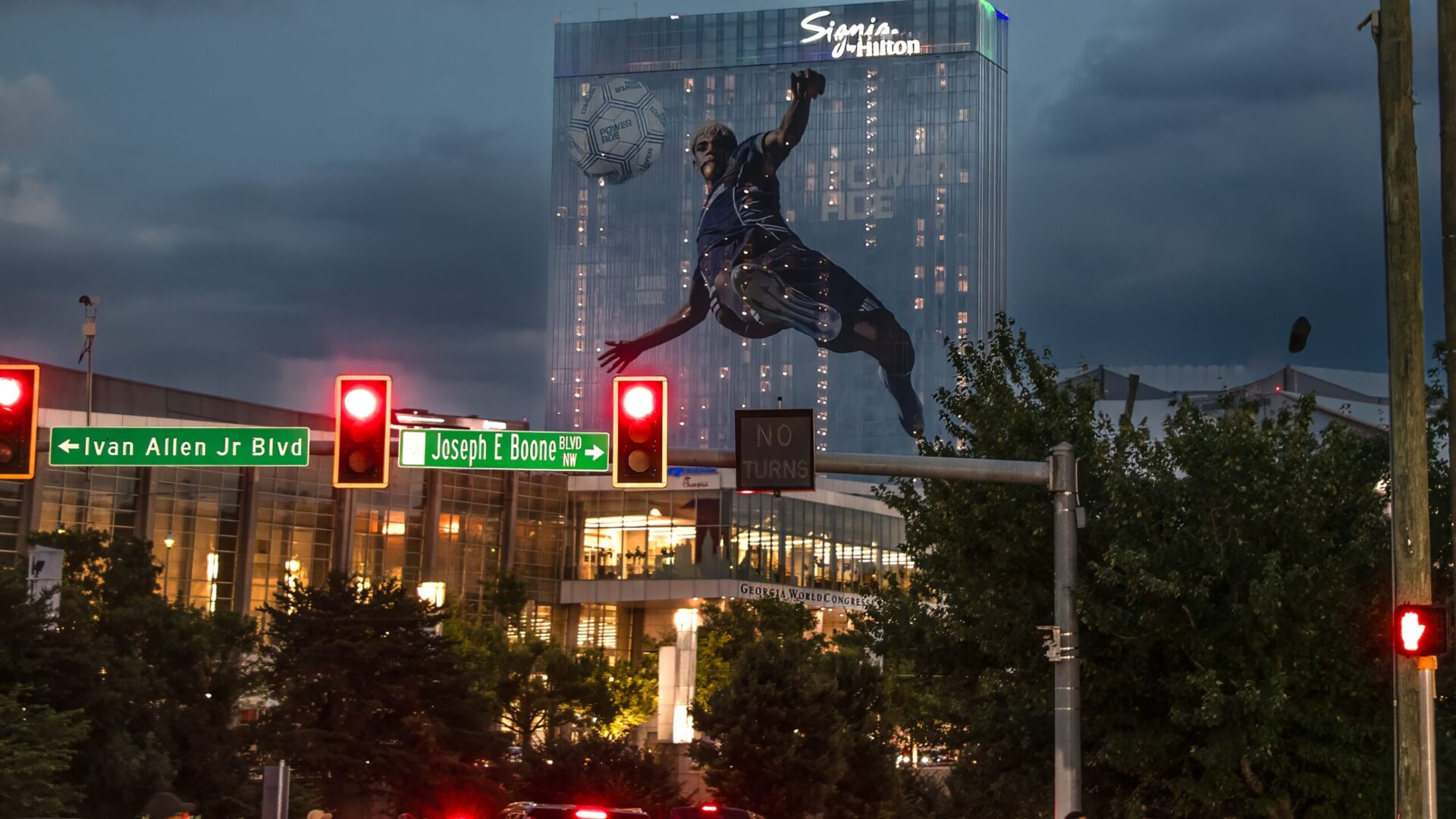 A Powerade building wrap featuring Spanish star Lamine Yamal covers the Signia by Hilton Atlanta during the 2026 Fifa World Cup. (Image: Outfront Media)
