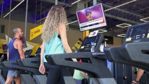 Viooh Adds Brazil’s B-Drops to Programmatic DooH Marketplace