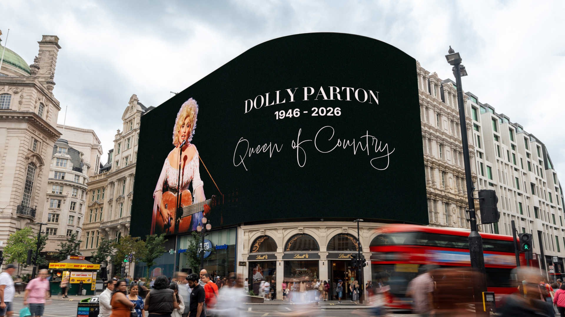 Iconic DooH: Piccadilly Lights Pay Tribute to Dolly Parton - Dolly Parton Tribute on Piccadilly Lights (Image: Ocean Outdoor) Dolly Parton Tribute on Piccadilly Lights (Image: Ocean Outdoor)