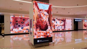 d’strict’s Chameleon Adapts Media Art to Its Surroundings