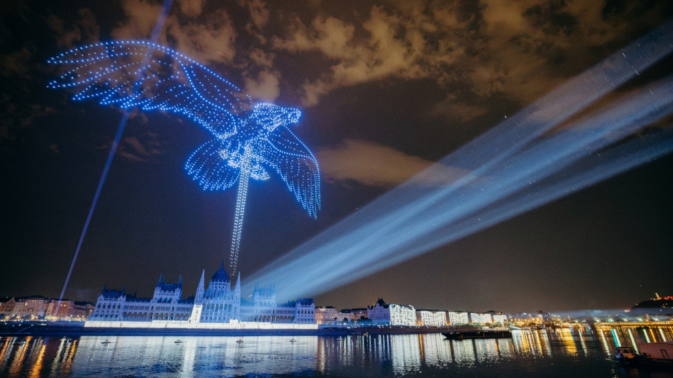 About 2,000 drones flew over the Budapest night sky, forming various national symbols. (Image: Panasonic)