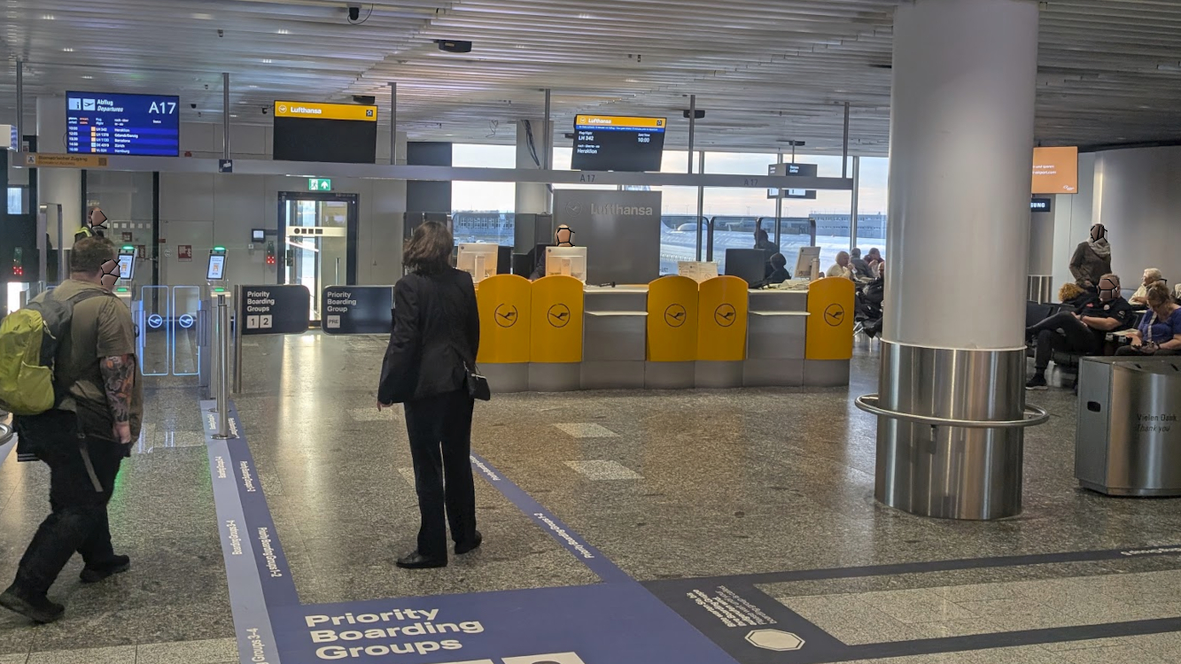 Standard Frankfurt Airport Gate (Image: invidis)