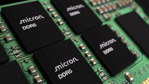 AI Memory Crunch Reshapes Display Economics