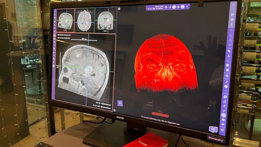 Barco's autostereoscopic Eonis display in Dublin (Image: Dave Haynes)