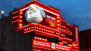 A Times Square Moment for Hamburg’s Nightlife Strip