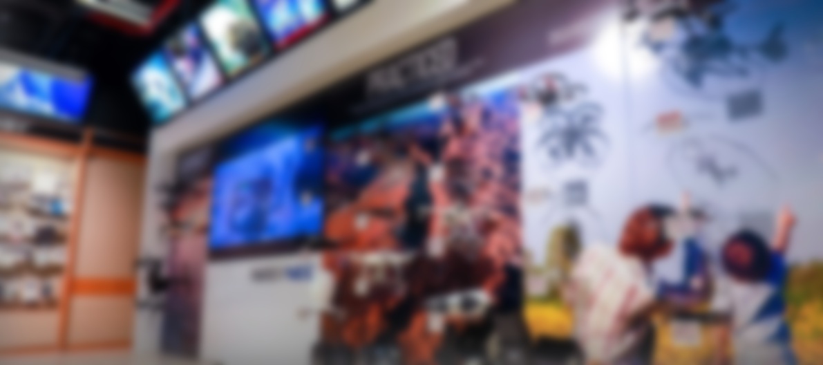 Electronics Retailers Uses Video Wall To Help Sell Drones