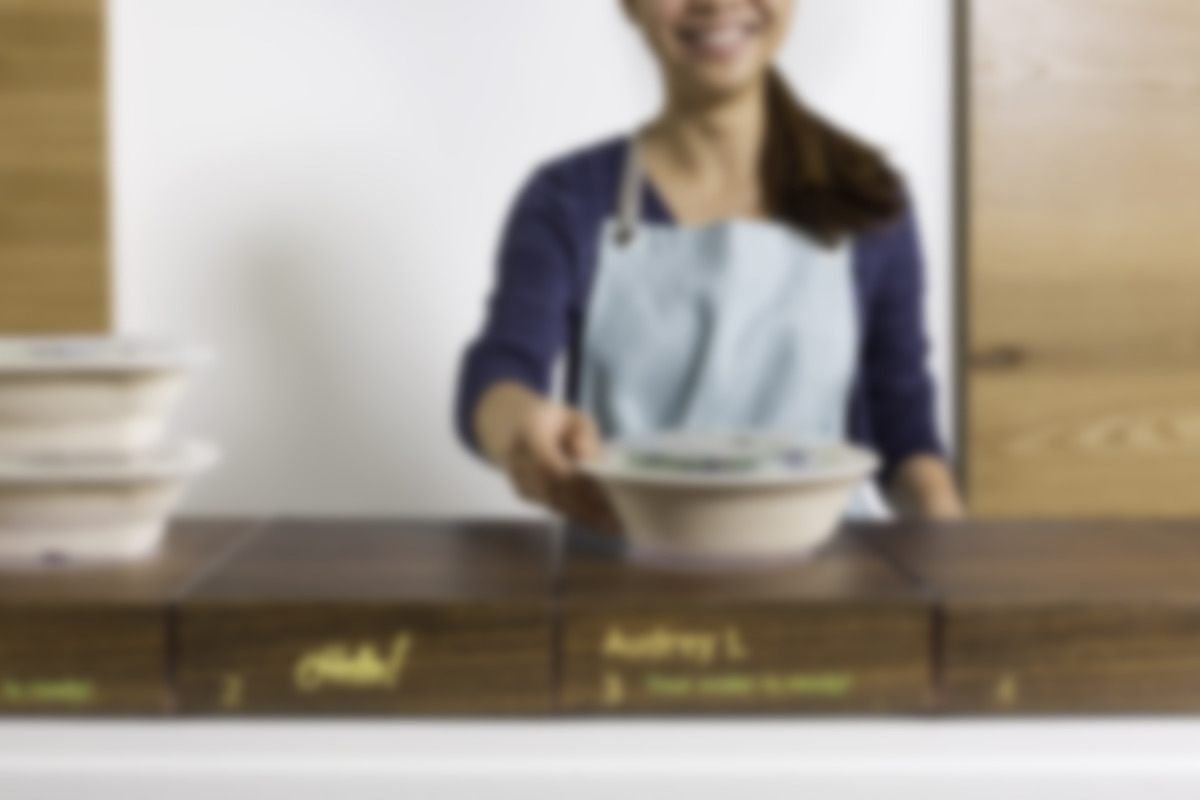Restaurant Tech Co Debuts Screen-Driven Order Pick-Up Podiums