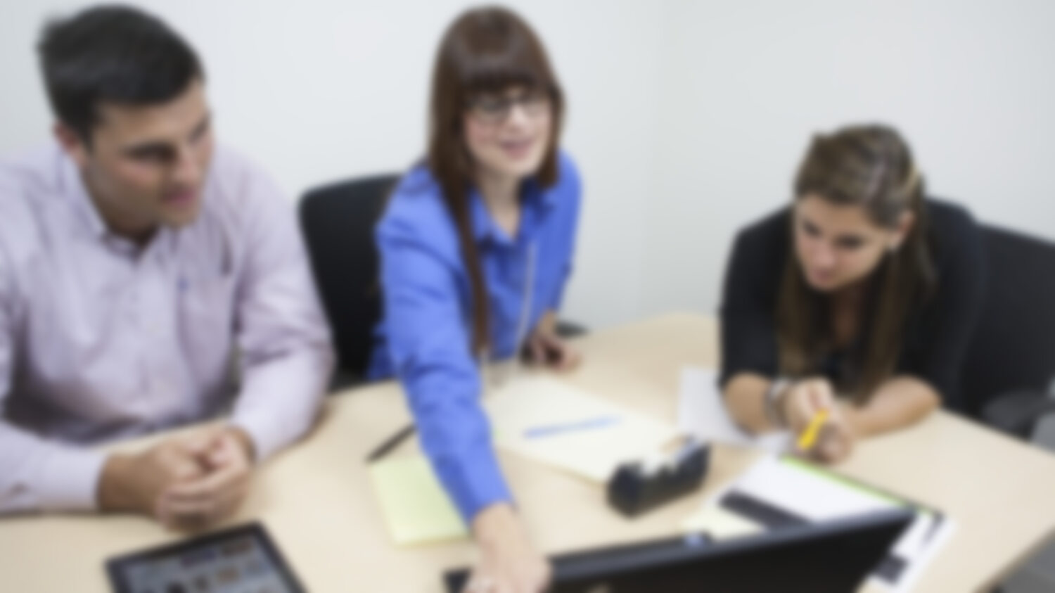 Six Great Ways To Optimize Workplace Communications Using Digital Signage