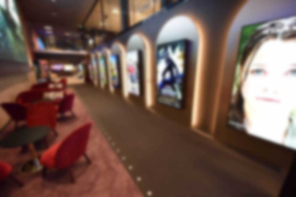 Premium Moviehouse In Oslo Kitted With 100 Displays