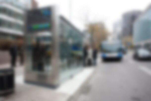 Quebecor Gets On The OOH Bus