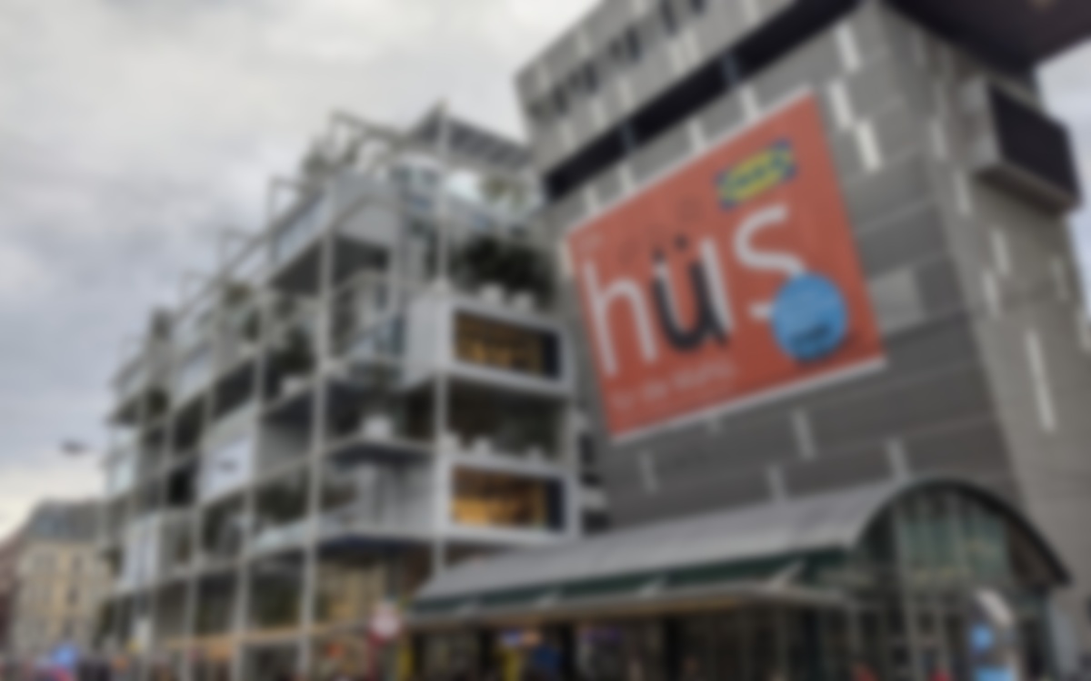 New Urban Format For Vienna Ikea Has 100+ Digital Signage Screens