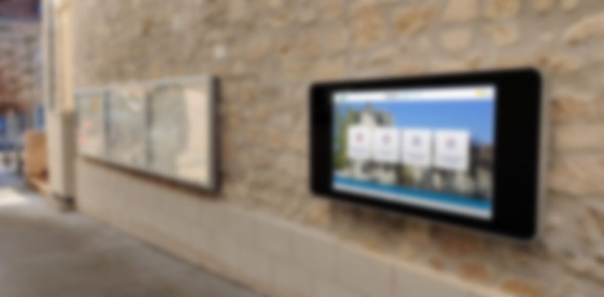 Chasing A Niche: French Firm Dematerializes Local Gov’t Legal Notices Using Screens