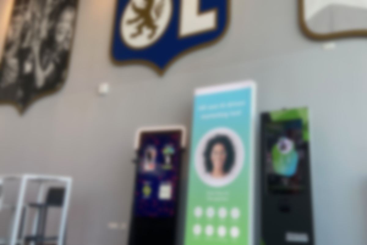 Virtual Selfie Display For Football Giant PSG Drives Fan Engagement, Social Sharing