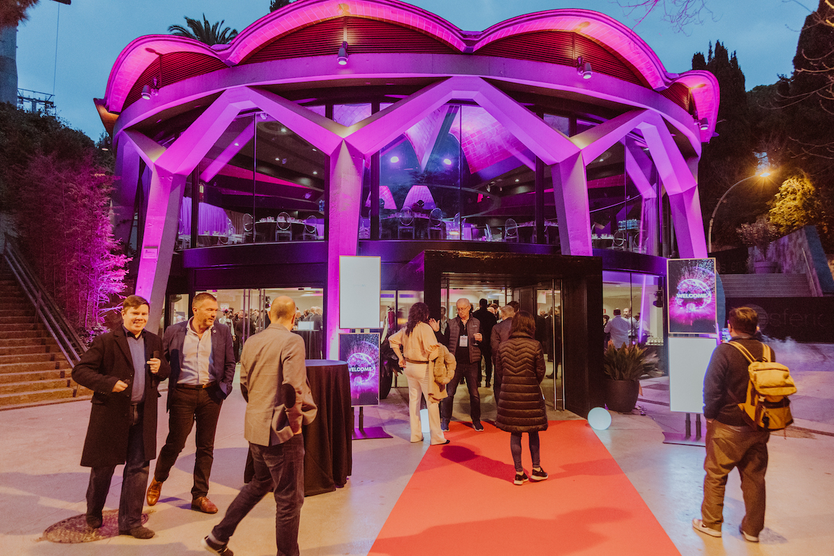 ISE Mixer Back For 2025: Here’s Some Pix From Last Week