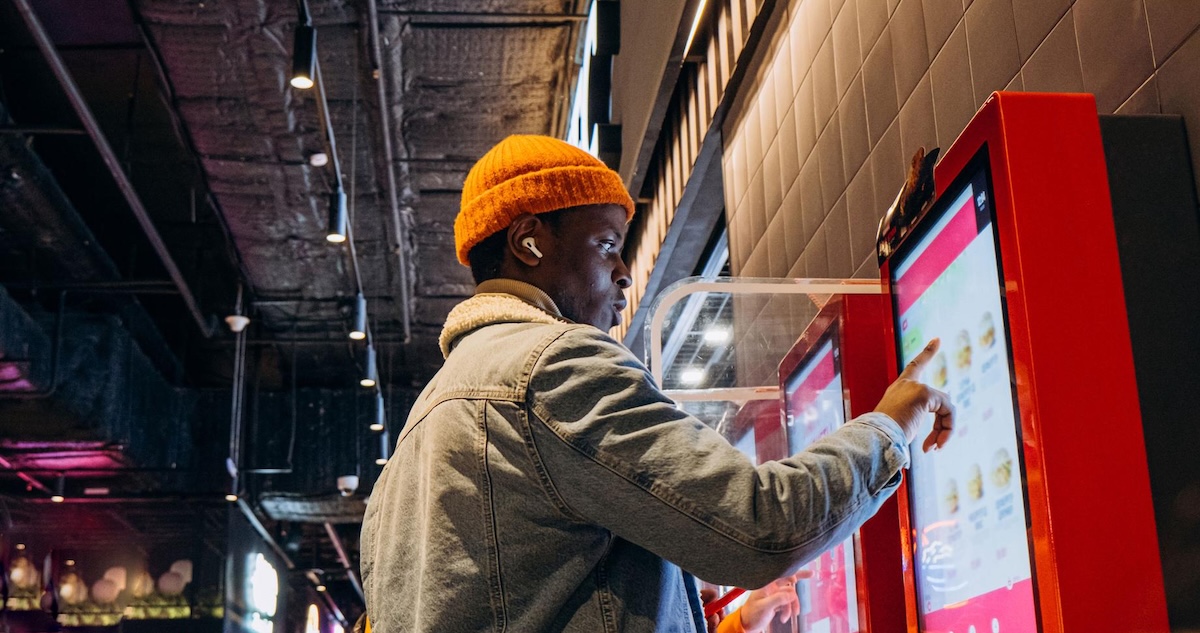 US Cable And Media Giant Comcast Expands Digital Signage Capabilities By Adding New Tech Partnerships