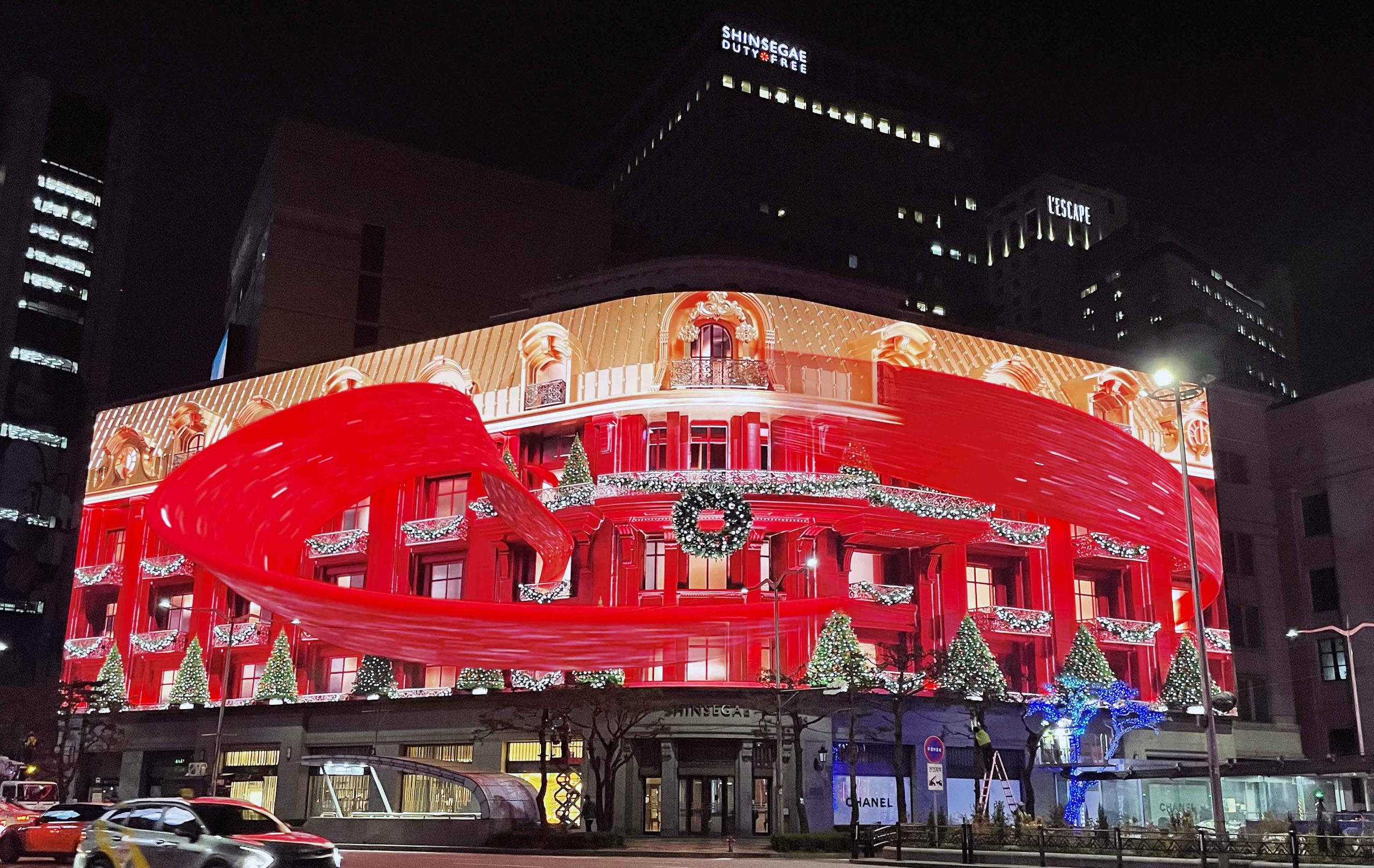 Giant LED Facade On Seoul Flagship Dep’t Store Boosts In-Store Sales, YoY, By 20%