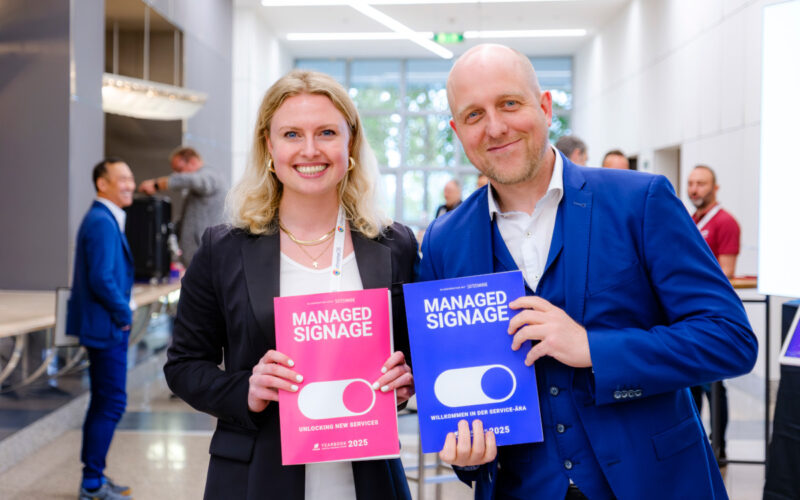 Antonia Hamberger (left) and Balthasar Meyer introduced the latest invidis Yearbook at DSS Europe 2025. (Image: invidis)