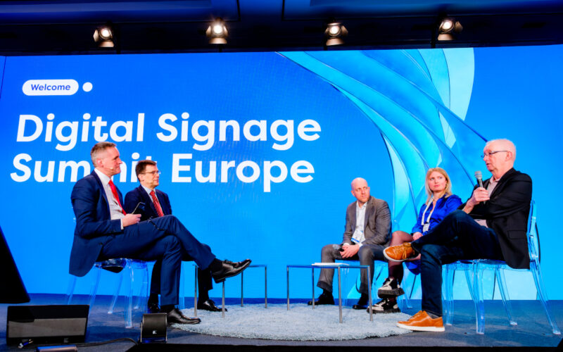 invidis and Dave Haynes on stage at DSS Europe 2025. (Image invidis)