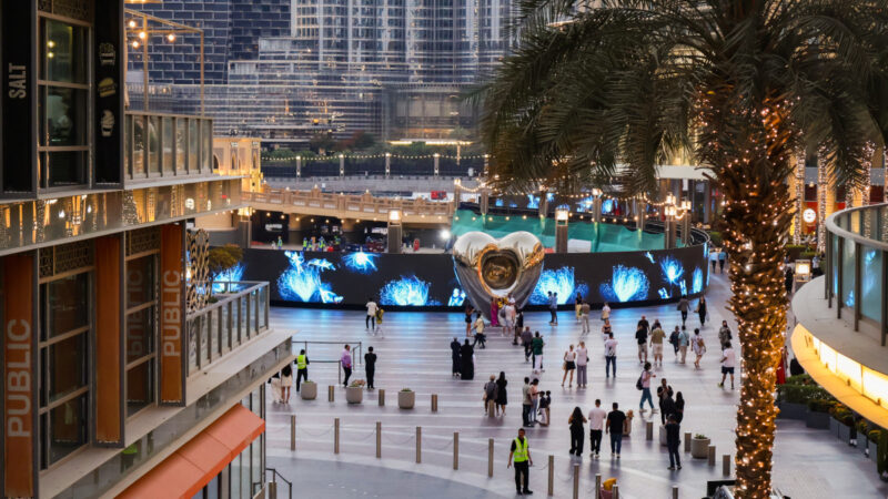 Outdoor Screen at Dubai Mall (Image: Blue Rhine Industries)