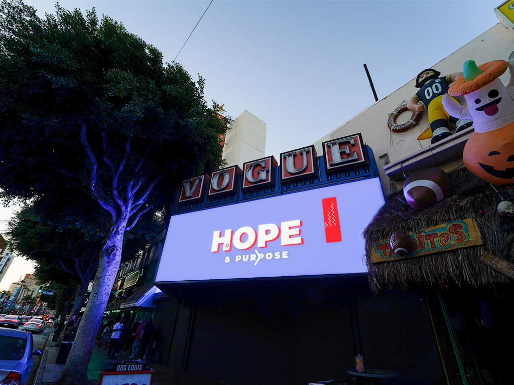 Vogue Museum Refreshes Iconic Hollywood Marquee with LED Tech