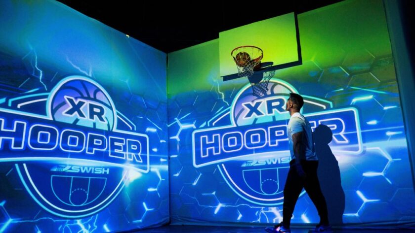 XR Hooper Debuts Immersive Basketball Gaming With BenQ Projection | invidis