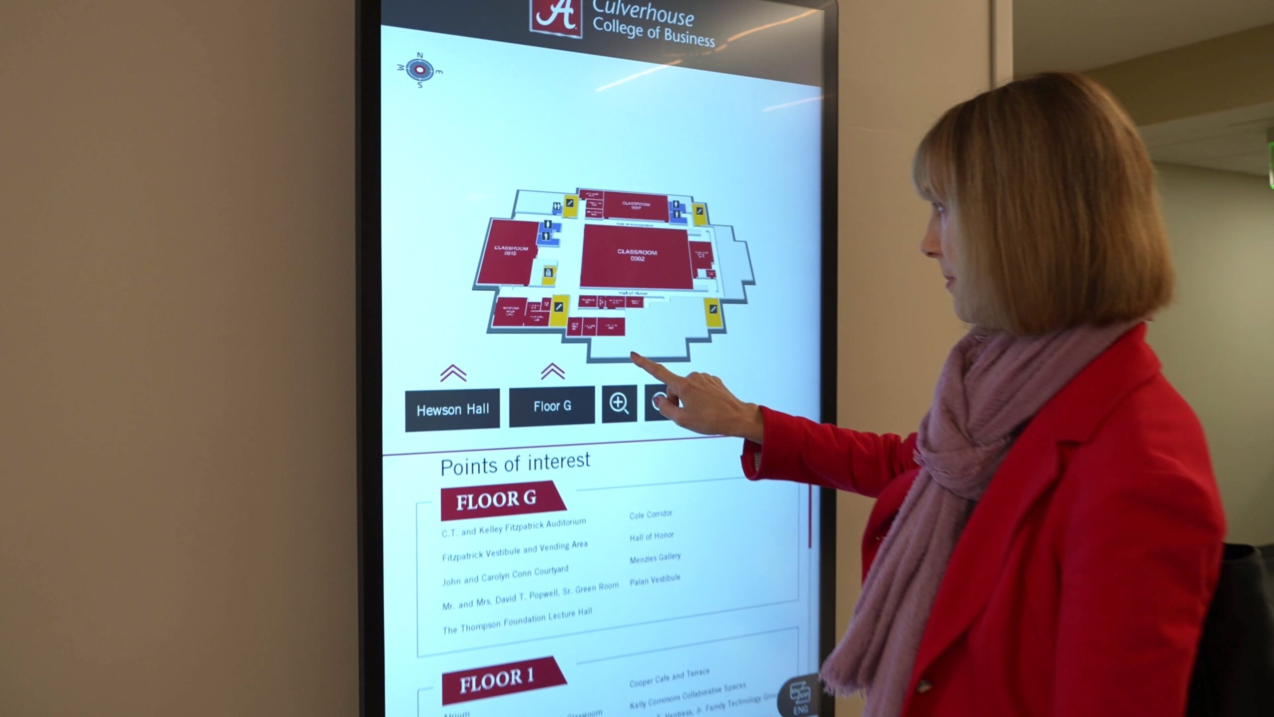 University of Alabama Business School Modernizes Campus Experience with 22Miles Wayfinding Displays - University of Alabama University of Alabama