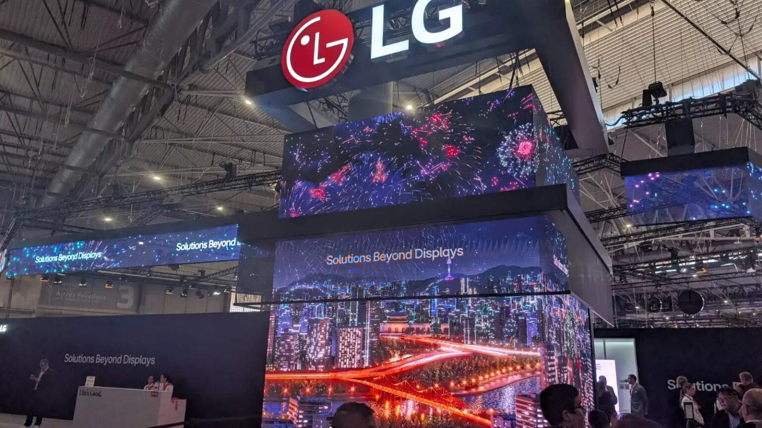 LED Moves From Spectacle to Strategy at ISE 2026 | invidis